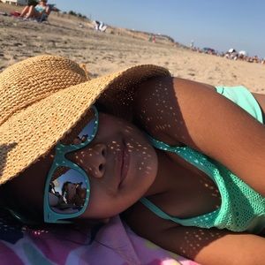 Meet your Posher, Vivi